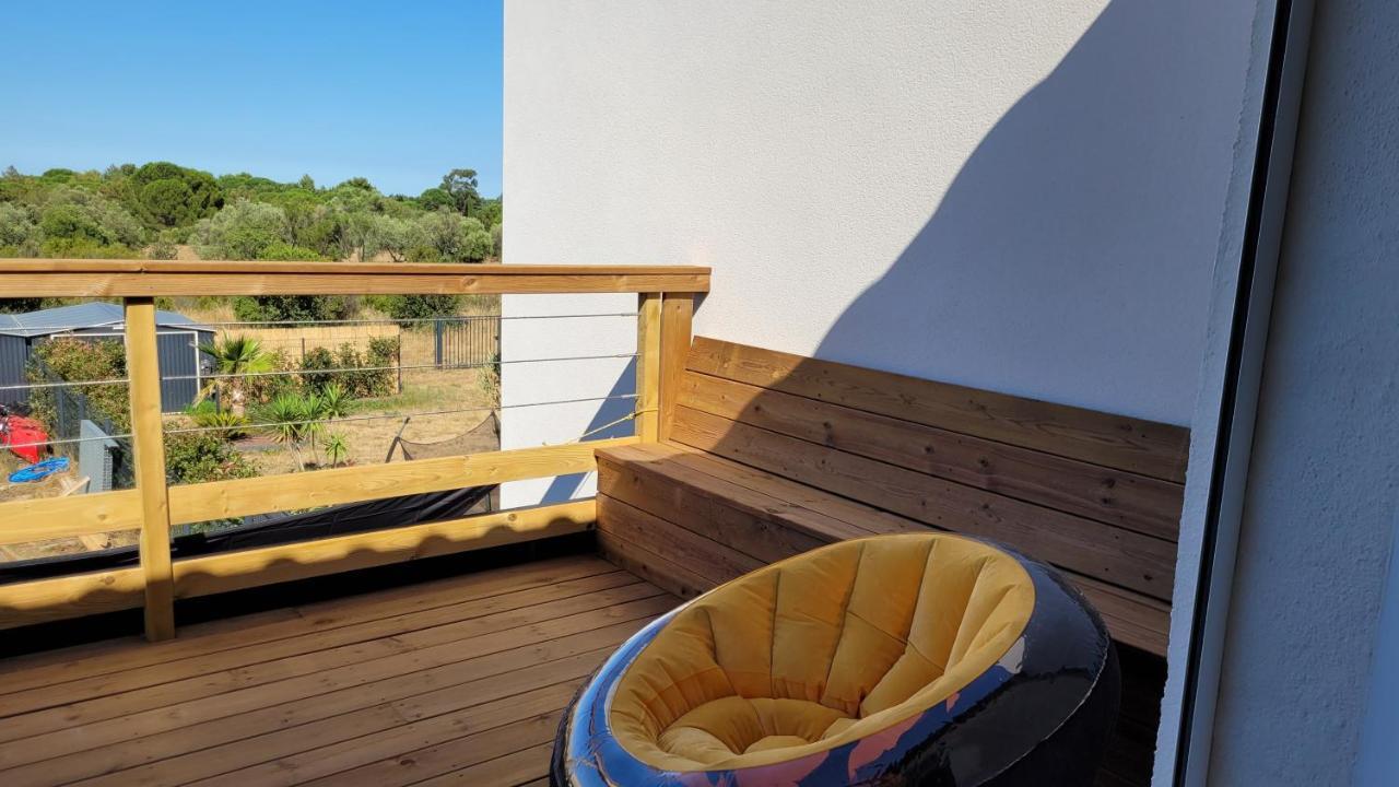 Gite Du Soleil Maison Lumineuse Avec Terrasse Solarium Parking Prive Sorede Luaran gambar
