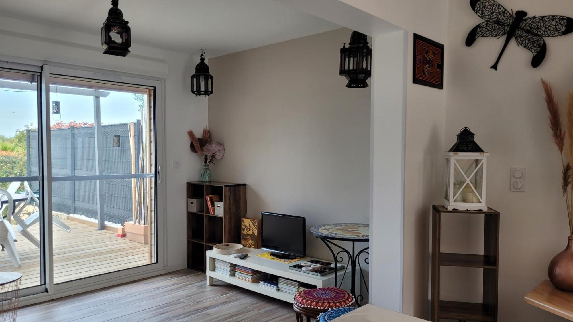 Gite Du Soleil Maison Lumineuse Avec Terrasse Solarium Parking Prive Sorede Luaran gambar