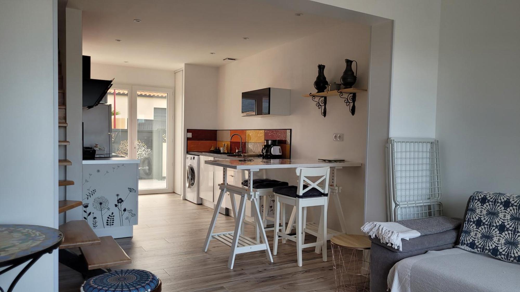 Gite Du Soleil Maison Lumineuse Avec Terrasse Solarium Parking Prive Sorede Luaran gambar